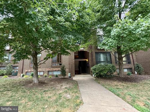 400-122 Roberts Ln, ALEXANDRIA, VA, 22314-4629 | Card Image