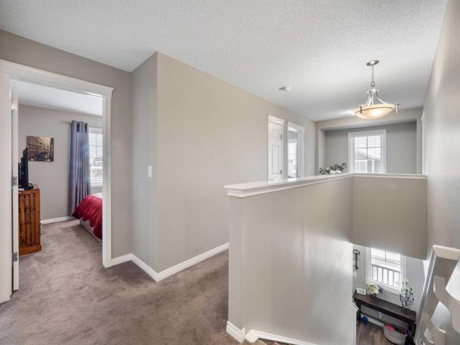 12 Yorkstone Heath Sw, Home with 4 bedrooms, 2 bathrooms and 4 parking in Calgary AB | Image 14