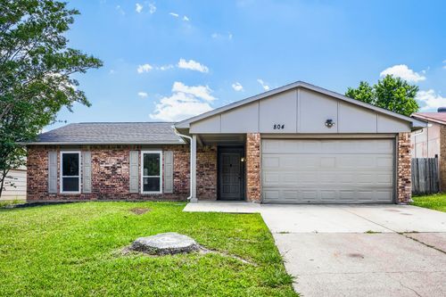 804 Netherland Drive, Arlington, TX, 76017 | Card Image
