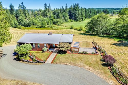 2801 W Valley Rd, Chimacum, WA, 98325-9792 | Card Image
