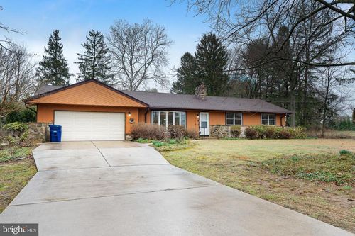 807 Westfield Rd, MOORESTOWN, NJ, 08057-2123 | Card Image