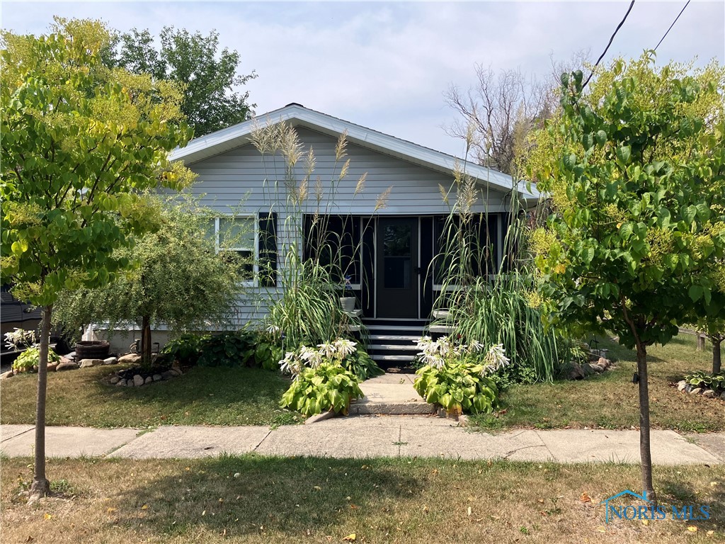 East Ave, Montpelier, OH 43543