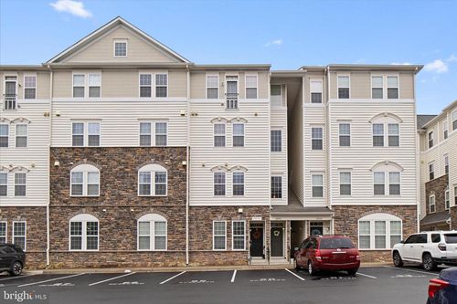 24546 Byrne Meadow Sq, ALDIE, VA, 20105-5667 | Card Image