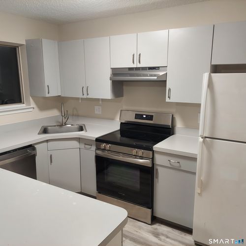 unit-100b-925 Oronoke Rd, Waterbury, CT, 06708-3989 | Card Image