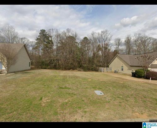 52-512 Gwynnes Way, Opelika, AL, 36804-7684 | Card Image