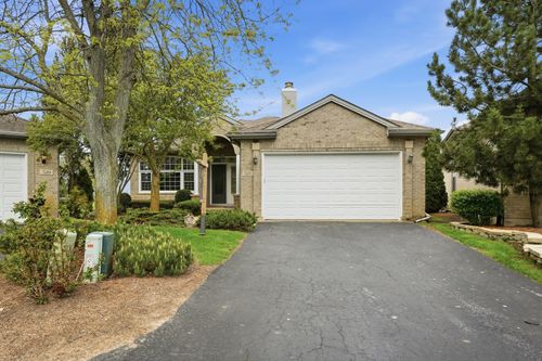 525 Highlington Ct, Beecher, IL, 60401-3576 | Card Image