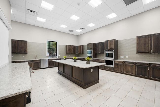 7113 Gradford Ct, House other with 3 bedrooms, 4 bathrooms and null parking in Lakewood Ranch FL | Image 65