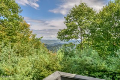 190 Roanwood Road, House other with 3 bedrooms, 2 bathrooms and null parking in Roan Mountain TN | Image 2