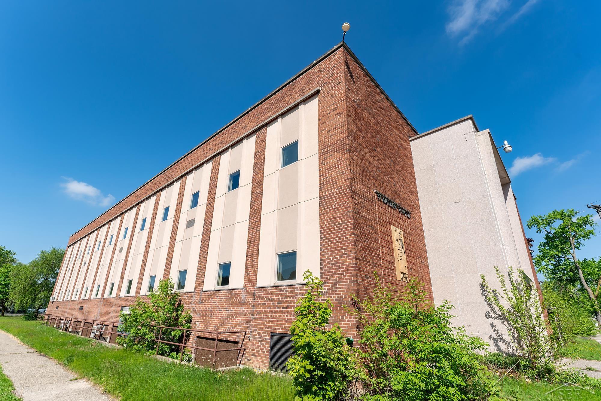 Commercial Sale in Saginaw 4
