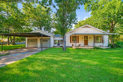 215 2nd St Ne, Detroit, TX, 75436-1987 | Card Image