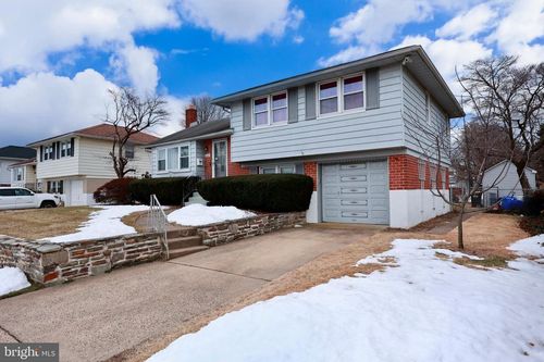 9947 Montour St, PHILADELPHIA, PA, 19115-1715 | Card Image