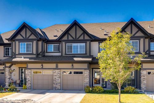 157 Hillcrest Sq Sw, Airdrie, AB, T4B4J1 | Card Image