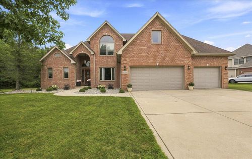 10591 Erie Dr, Crown Point, IN, 46307 | Card Image
