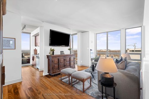 2103-500 St Clair Ave W, Toronto, ON, M6C1A8 | Card Image