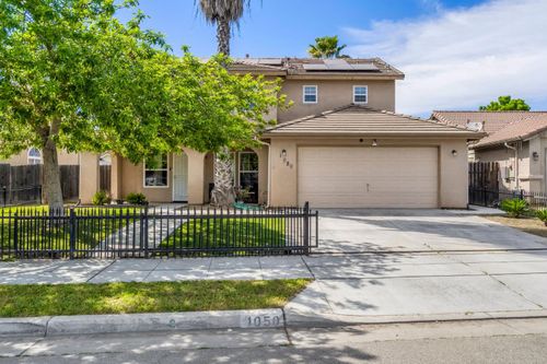 1050 Monterey St, Madera, CA, 93637 | Card Image