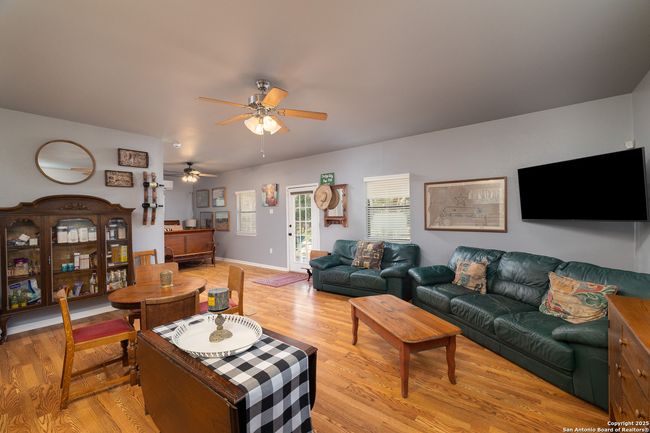 1060 Forest View Dr, House other with 1 bedrooms, 1 bathrooms and null parking in Blanco TX | Image 9