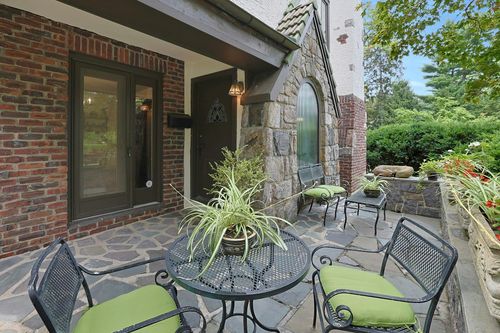 549 Munroe Ave, Sleepy Hollow, NY, 10591-1333 | Card Image