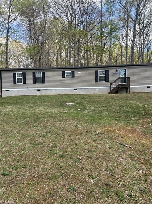130 Renee Drive, Thomasville, NC, 27360 | Card Image