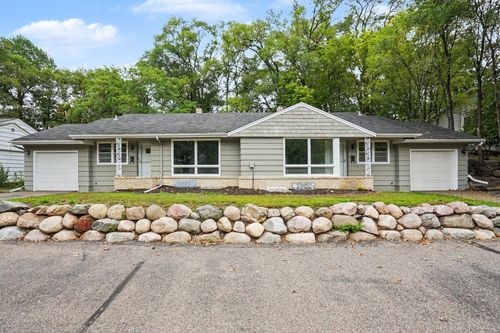 6117 France Ave S, Edina, MN, 55410-2753 | Card Image