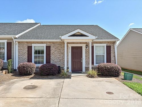 2013 Pin Oak Pl, Cramerton, NC, 28032-1540 | Card Image