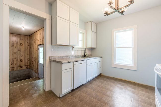 Kitchen | Image 18