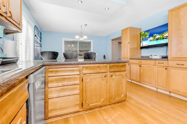 open kitchen and dining area | Image 7