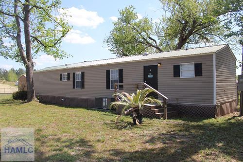 514 Walker Ln, Baxley, GA, 31513-8397 | Card Image