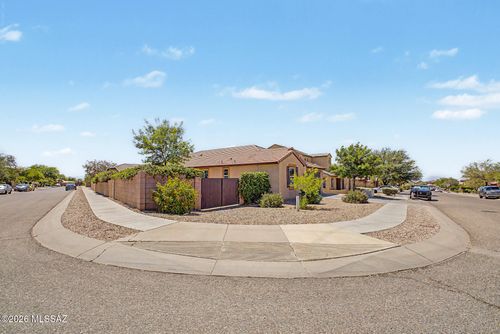 726 S Desert Haven Rd, Vail, AZ, 85641-2810 | Card Image