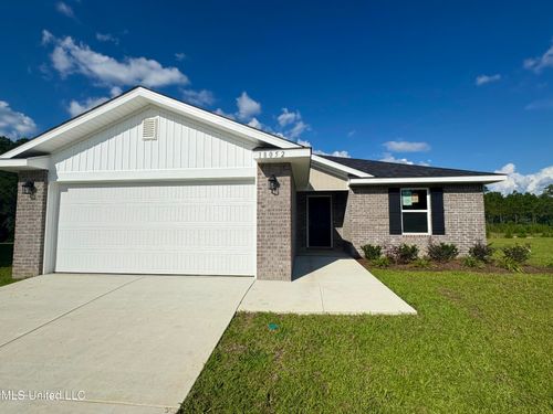 18052 Tiffany Renee Dr, Gulfport, MS, 39503-7403 | Card Image