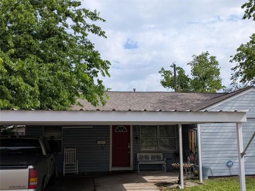 6638 Thornwall St, Houston, TX, 77092-5720 | Card Image