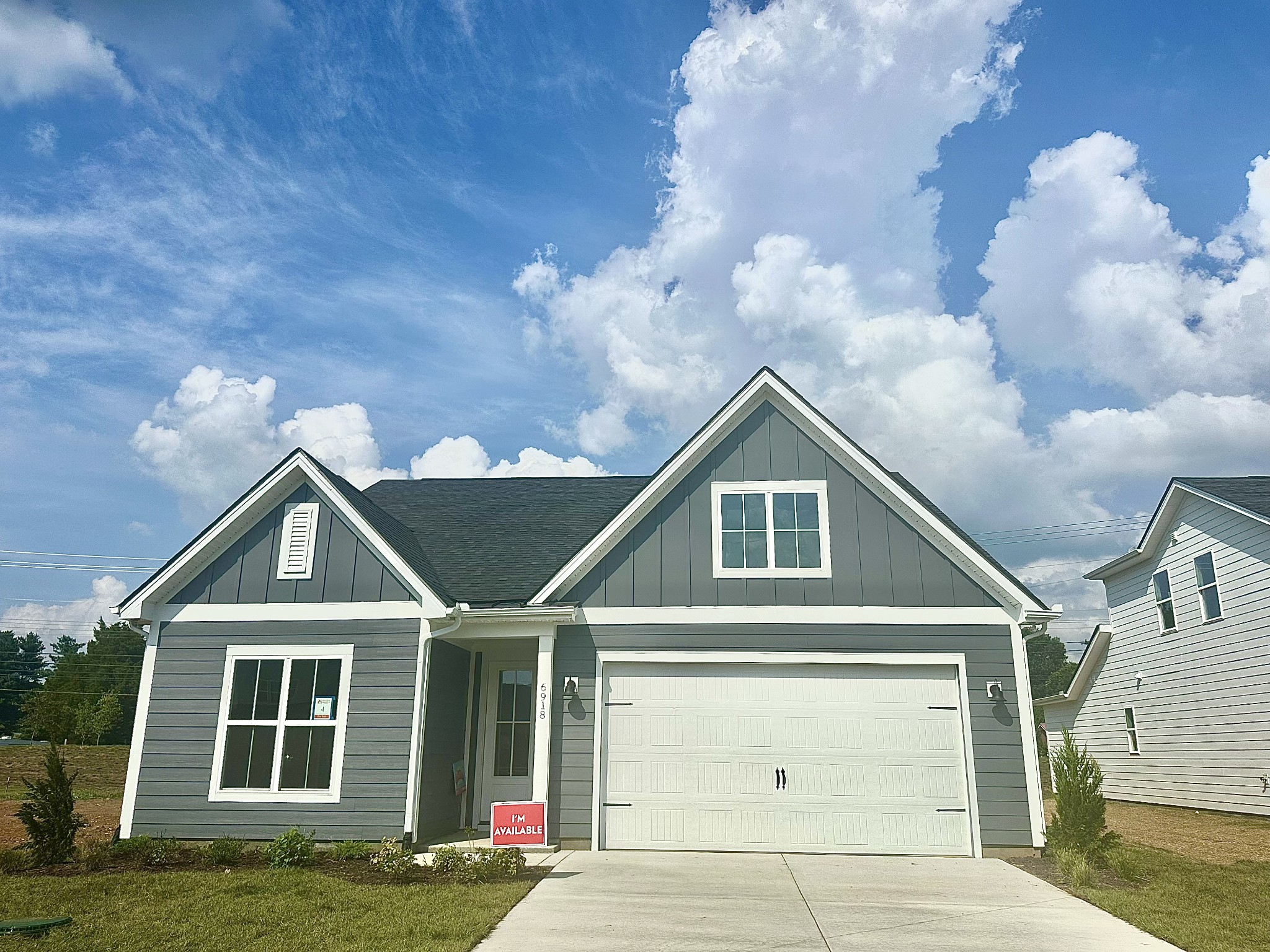 Chatsworth Ct, Murfreesboro, TN 37129