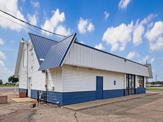 Exterior | Image 8
