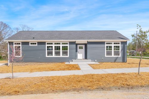 2521 S Banta Ave, Bloomington, IN, 47403-3401 | Card Image
