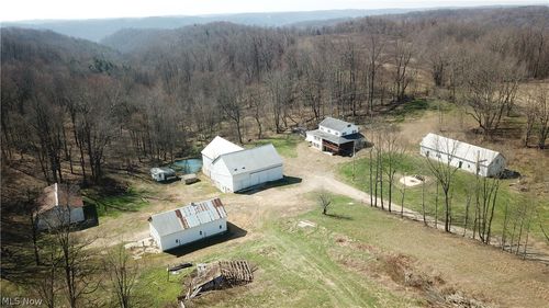 5696 Township Road 289, Salineville, OH, 43945-7716 | Card Image
