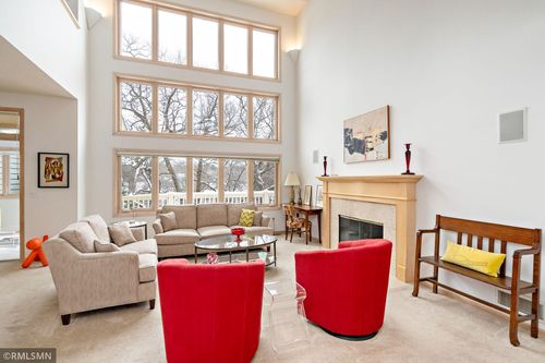 2073 Sherwood Ln, Hopkins, MN, 55305-2414 | Card Image