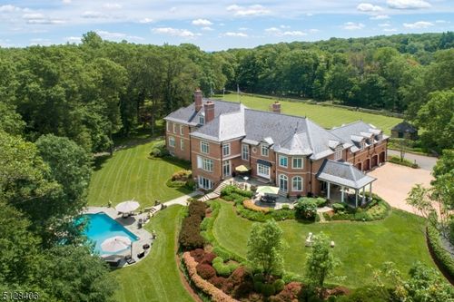 141 Mountaintop Rd, Bernardsville, NJ, 07924-1113 | Card Image