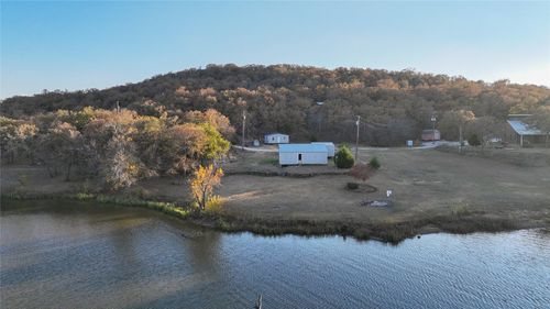 819 Captain S Drive, Bowie, TX, 76230 | Card Image