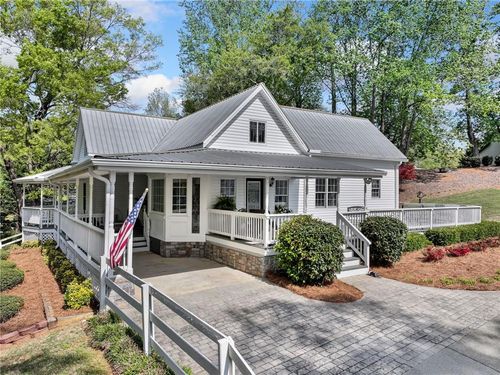 8525 Lanierland Farms Dr, Gainesville, GA, 30506-6723 | Card Image