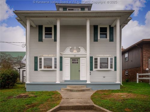 421 Dudding Ave, Hurricane, WV, 25526-1613 | Card Image