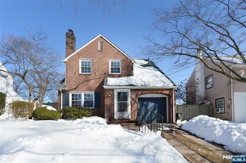 87 Grayson Pl, Teaneck, NJ, 07666-4711 | Card Image