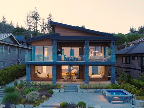 6021 Silverstone Lane, Sechelt, BC, V7Z0T8 | Card Image