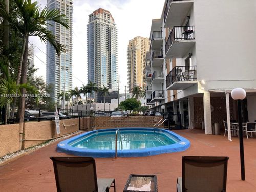 312-18100 Atlantic Blvd, Sunny Isles Beach, FL, 33160-2779 | Card Image