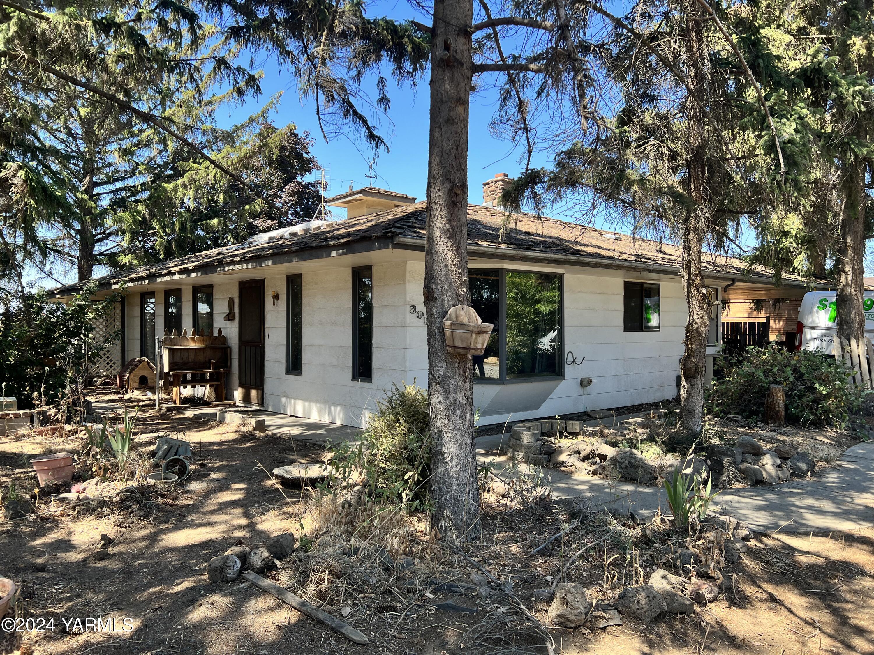 Berger Ln, Toppenish, WA 98948