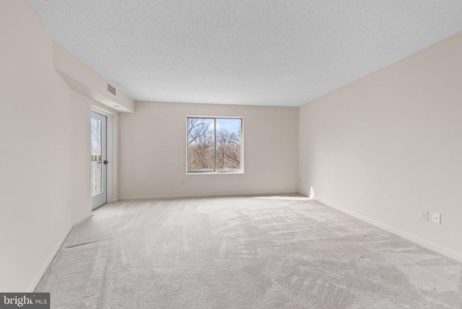 UNIT-503 - 19385 Cypress Ridge Ter, Condo with 2 bedrooms, 2 bathrooms and null parking in LEESBURG VA | Image 25