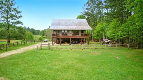 222 New Arbor Rd W, Poplarville, MS, 39470-6282 | Card Image