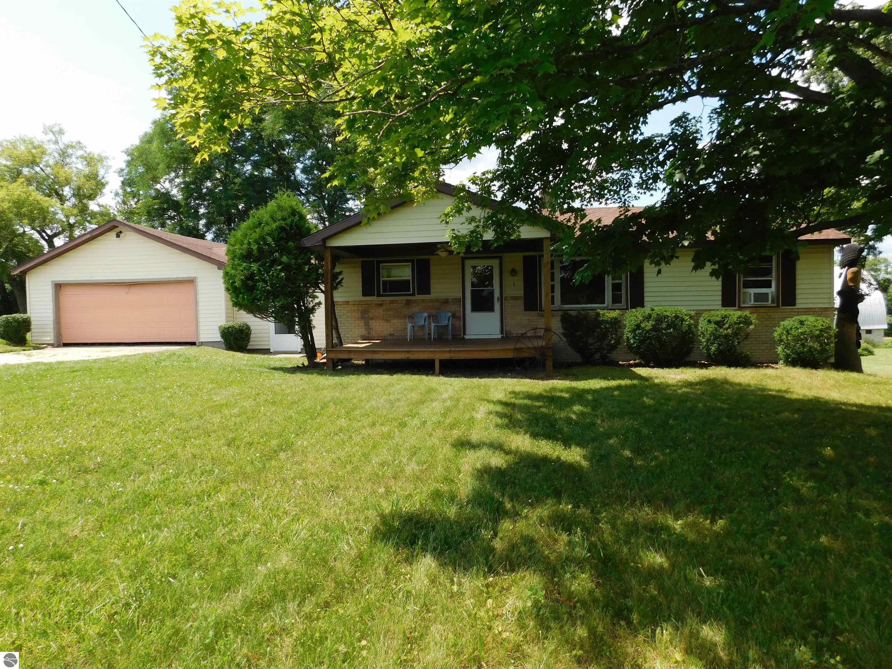 State Rd, Glennie, MI 48737