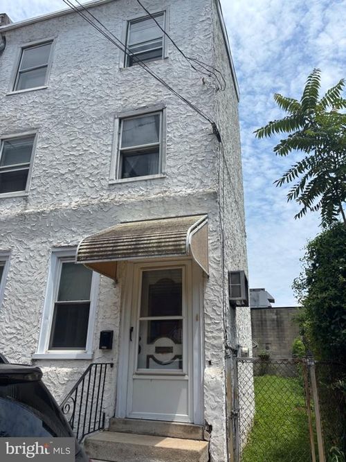 1033 E Crease Street, PHILADELPHIA, PA, 19125 | Card Image