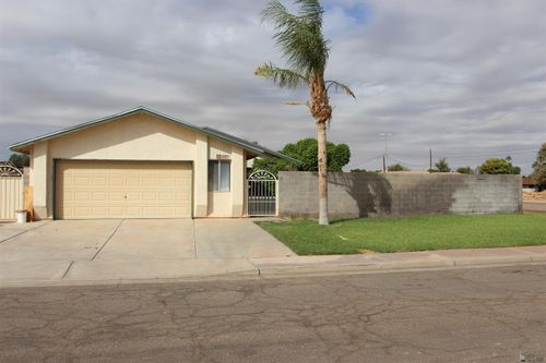 1600 S 46th Dr, Yuma, AZ, 85364-4803 | Card Image