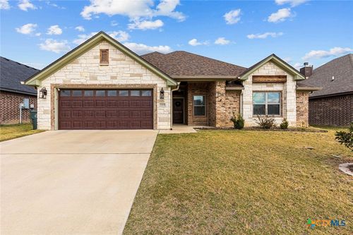 2705 Crystal Ann Dr, Temple, TX, 76502-7351 | Card Image