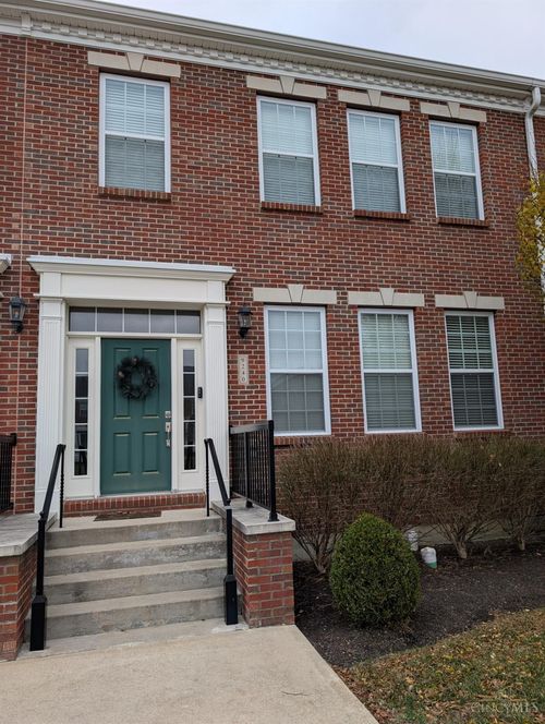 9240 Beacon St, Mason, OH, 45040-7369 | Card Image